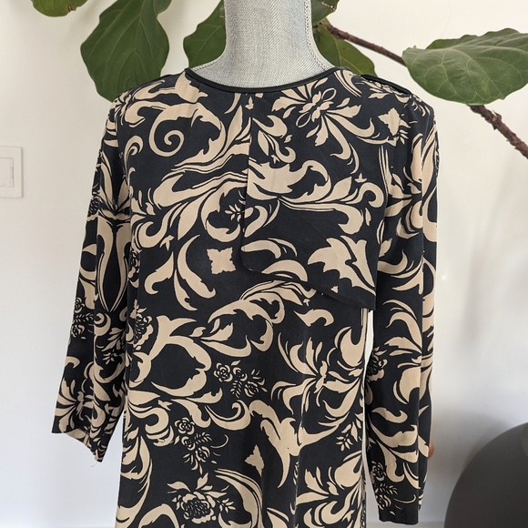 Club Monaco 100% silk dress with beige floral print - Picture 1 of 4